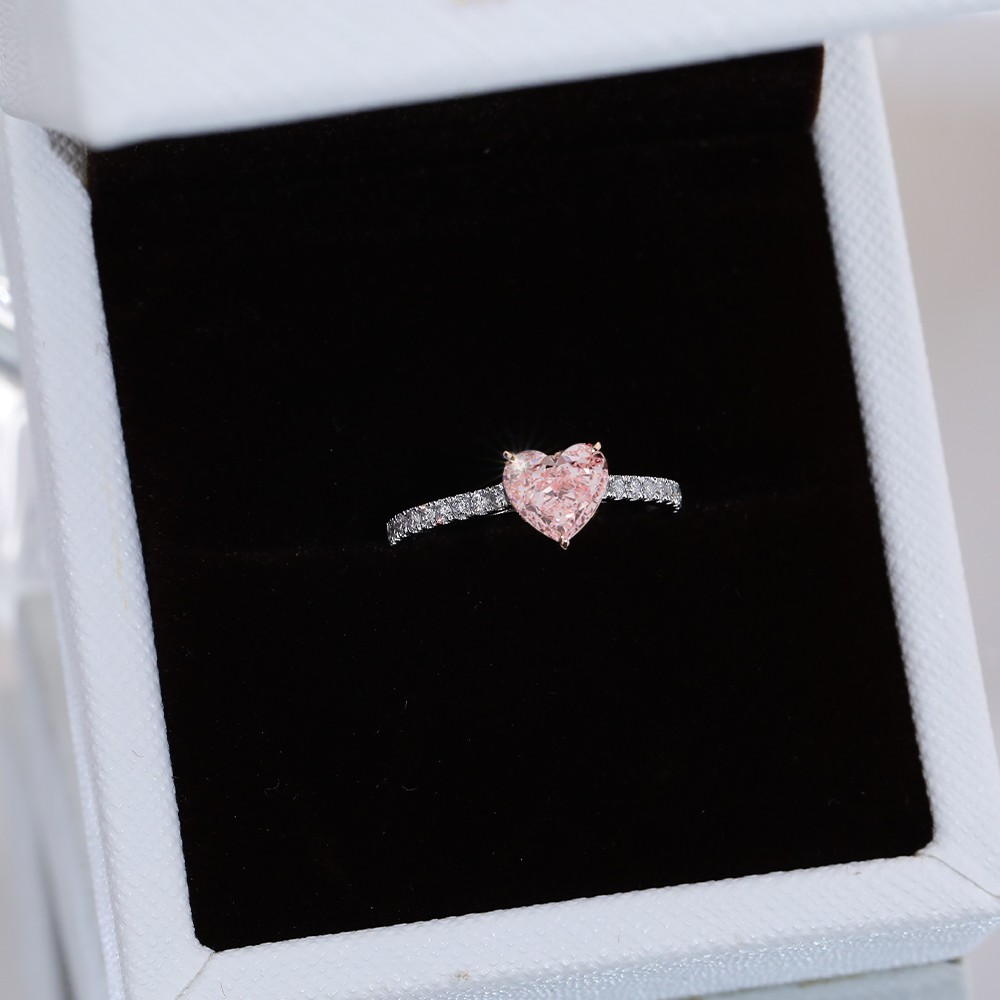 1.032ct diamante principal en forma de corazón rosa diamante clásico brazo de anillo incrustado diamante anillo de diamante