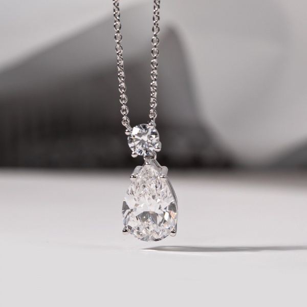 6.83ct collar de oro de 18k de doble piedra de diamante principal en forma de pera