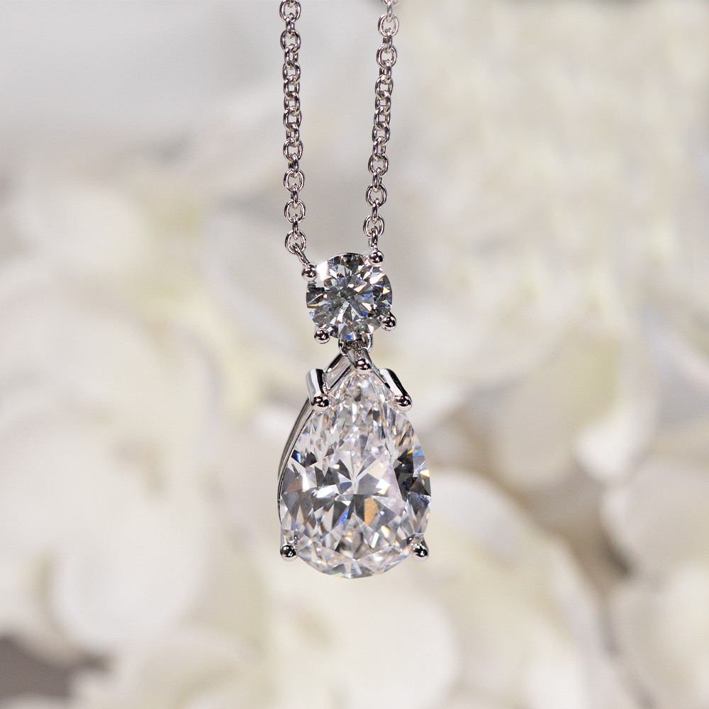 6.83ct collar de oro de 18k de doble piedra de diamante principal en forma de pera