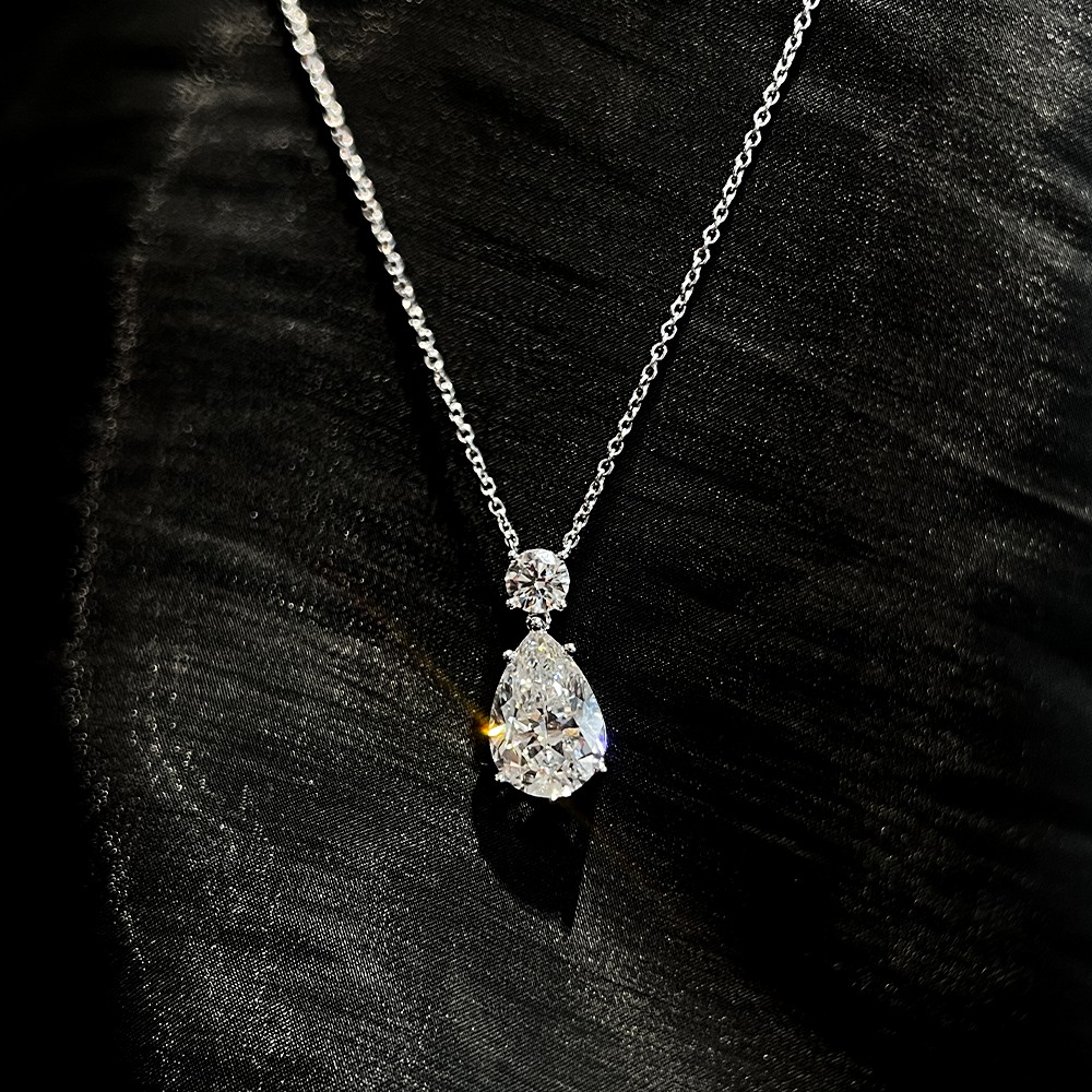 6.83ct collar de oro de 18k de doble piedra de diamante principal en forma de pera