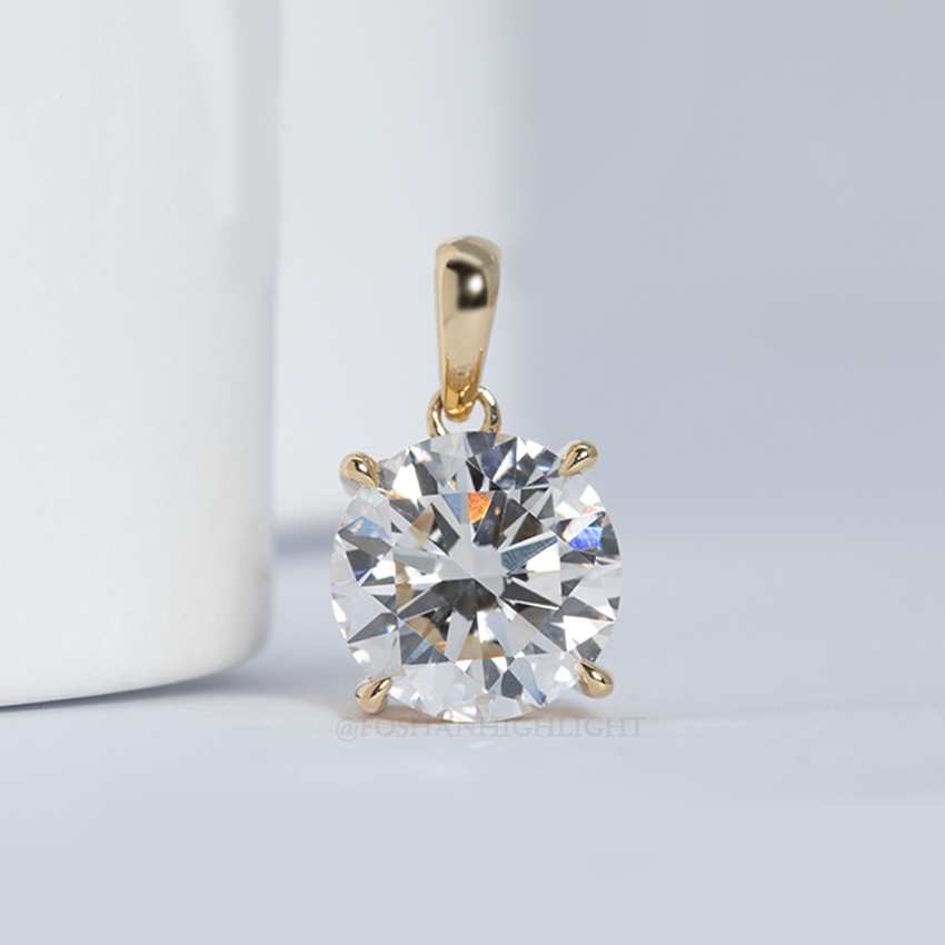 2.1ct diamante redondos clásico colgante de oro de 18 k con cuatro garras