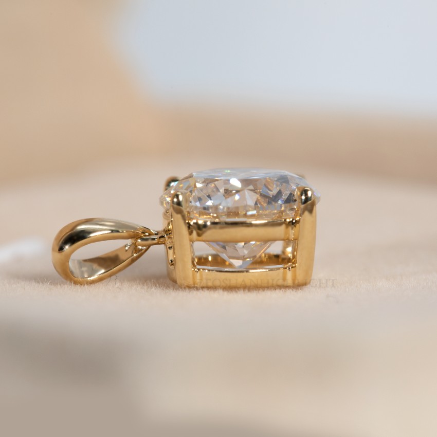 2.1ct diamante redondos clásico colgante de oro de 18 k con cuatro garras