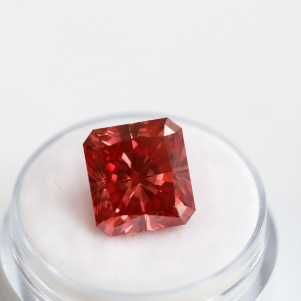 7.4ct Fancy rojizo naranja diamante CVD de corte radiante