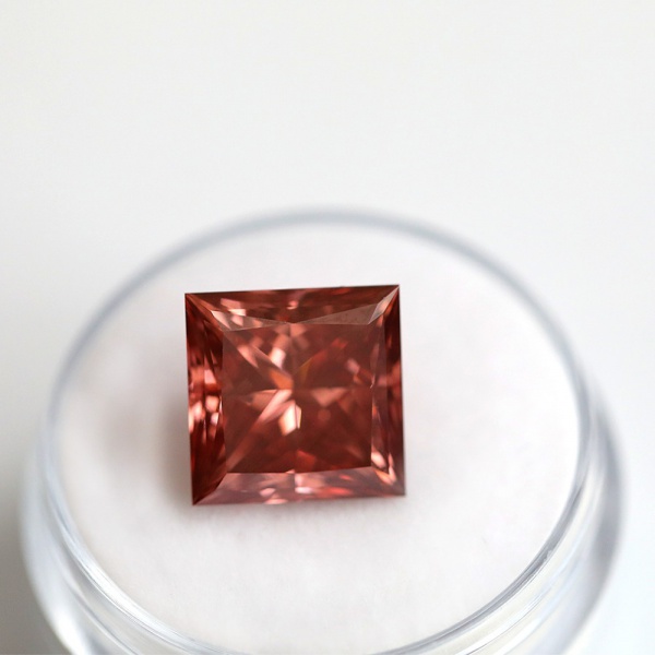 6.51ct Rosa rojo naranja princesa corte CVD diamante
