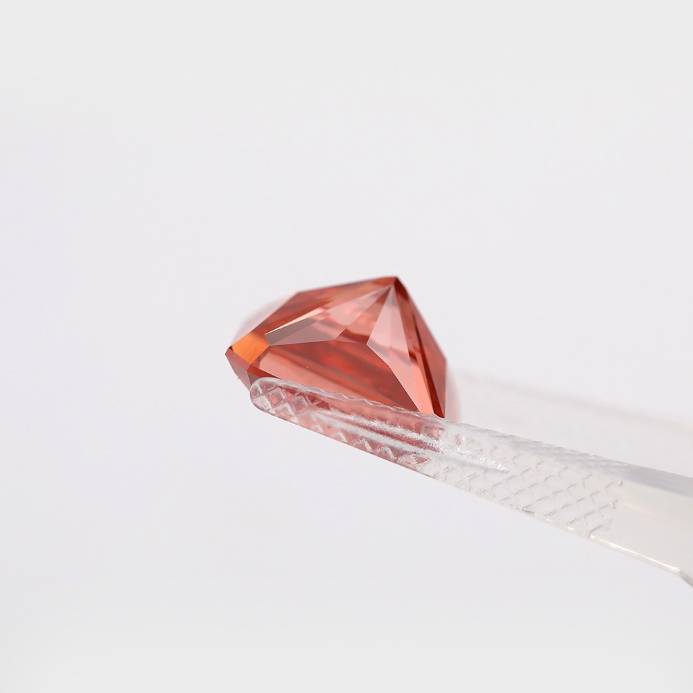 7.4ct Fancy rojizo naranja diamante CVD de corte radiante