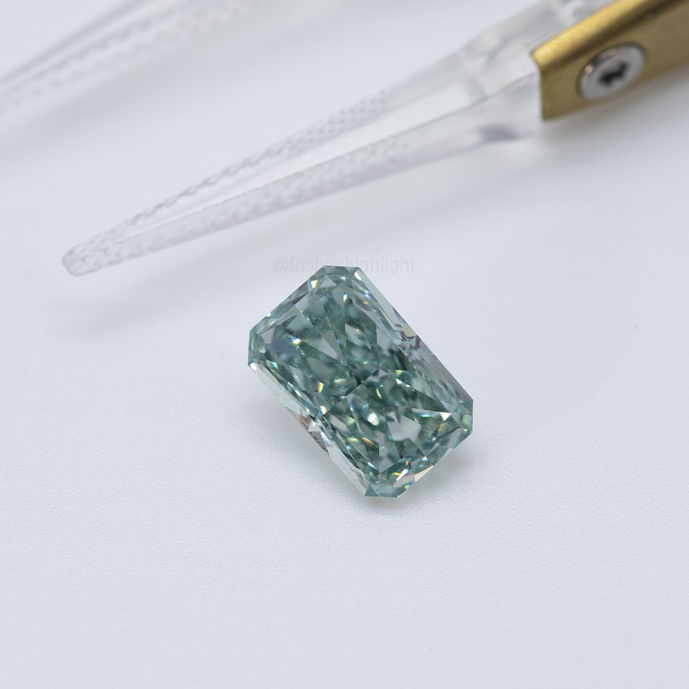 3.23ct Fancy intenso grisáceo verde radiante corte CVD diamante