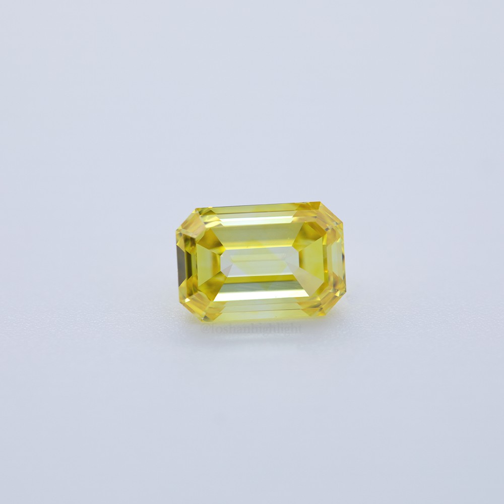 1.28ct Fancy Intenso Amarillo Esmeralda en forma de CVD Diamante