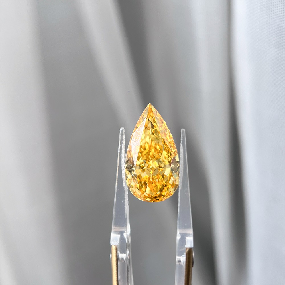 11.26ct gran quilate fantasía amarillo vívido pera forma CVD diamante