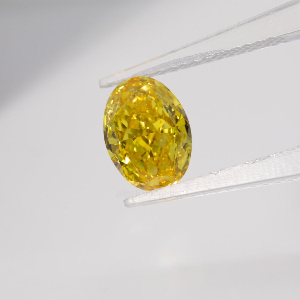 3.03ct Fancy Vivid Amarillo Oval CVD Diamante