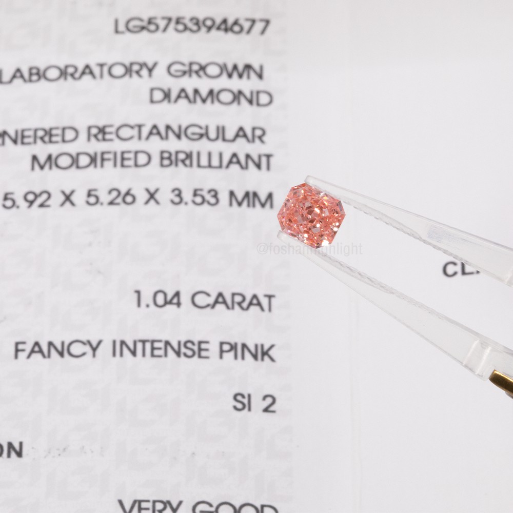 1.04ct Fancy Intense Rosa Radiante CVD Diamante
