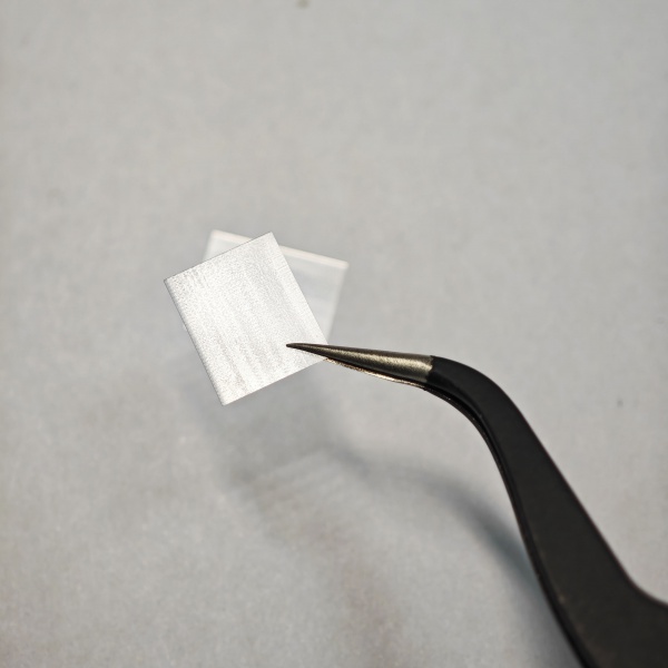 Superfina, 10 x 10 x 0,06 mm, con disipador de calor, base de sustrato térmico de diamante monocristalino, placa de diamante CVD.