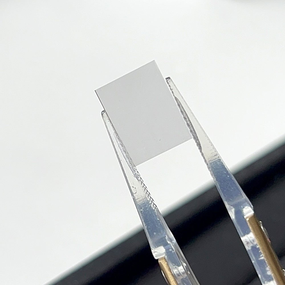 Placa de diamante ultrafina de alta precisión para sustratos de vidrio y cerámica.