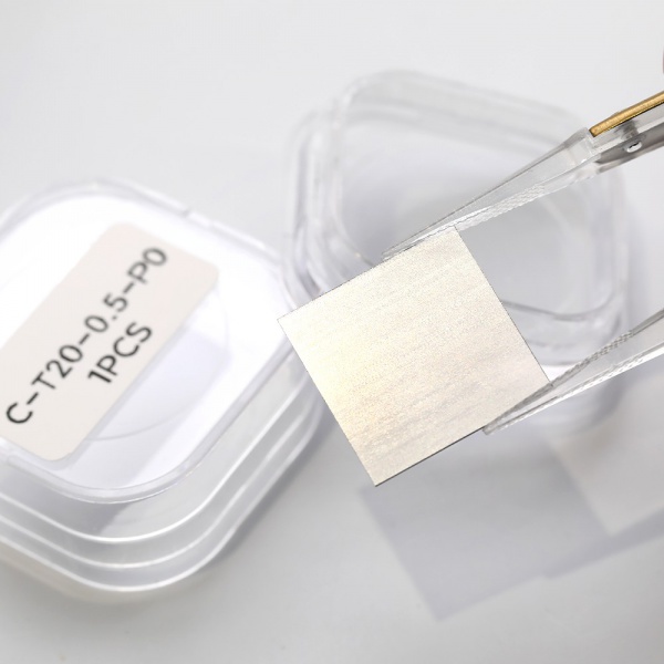 Sustrato de chip con conductividad térmica de 2000 para refrigeración, fabricado con lámina de diamante sintético CVD.