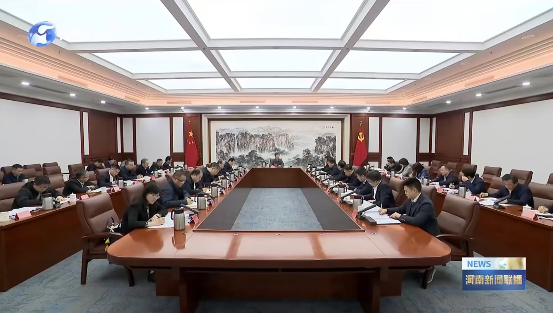 楼阳生主持召开一 流大学（科研机构）郑州研究院建设发展工作座谈会