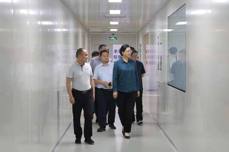 河南省委统战部领导赴雷神光电技术研究院调研