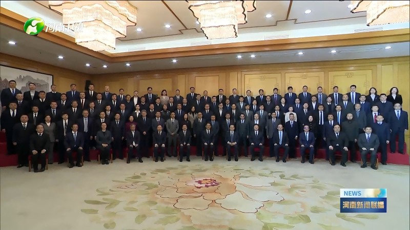 表彰！雷神研究院副总经理陈雨获得河南省非公有制经济人士“***中国特色社会主义事业建设者”称号