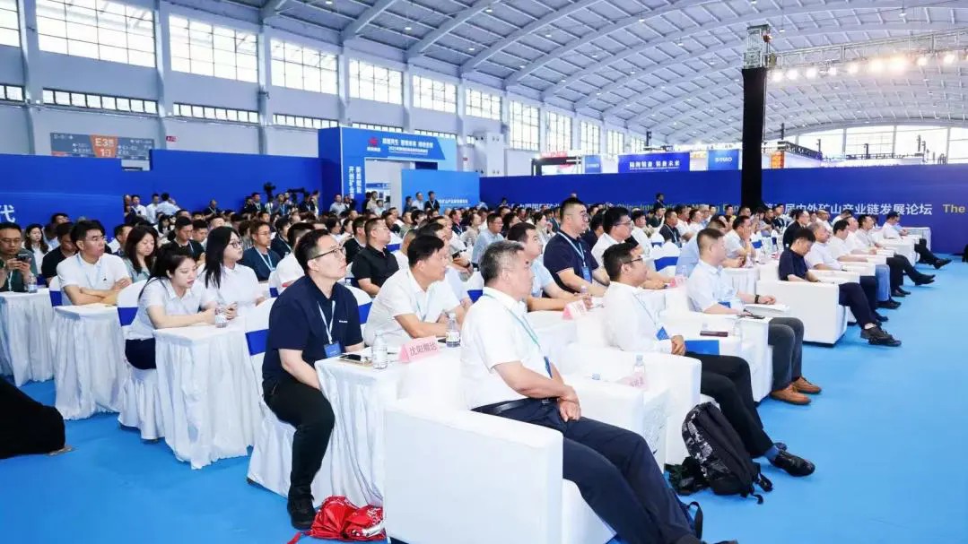 携手共进，再启新程——顺达重矿集团出席2025年鞍钢资源设备供应商会议