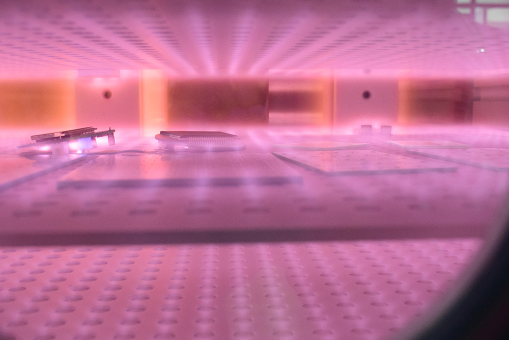 等离子清洗PCB板的原理与作用解析