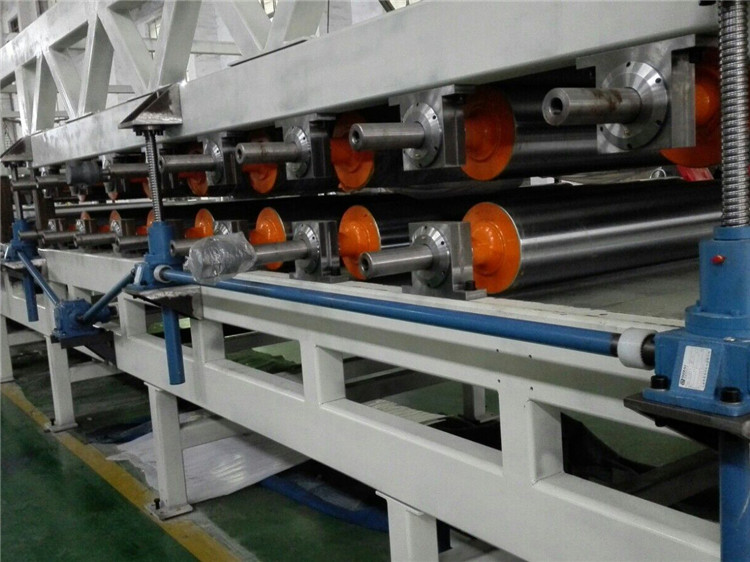 Roller press position adjustment