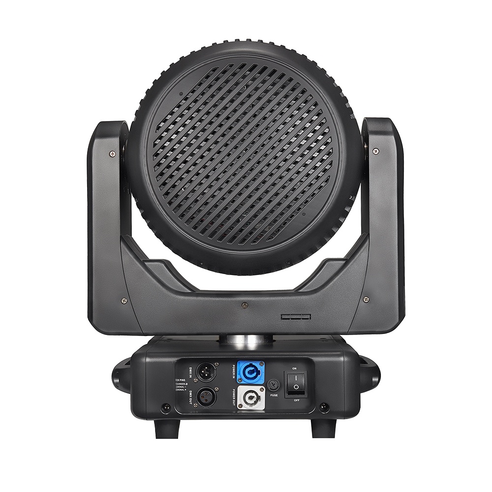 19·40W Zoom