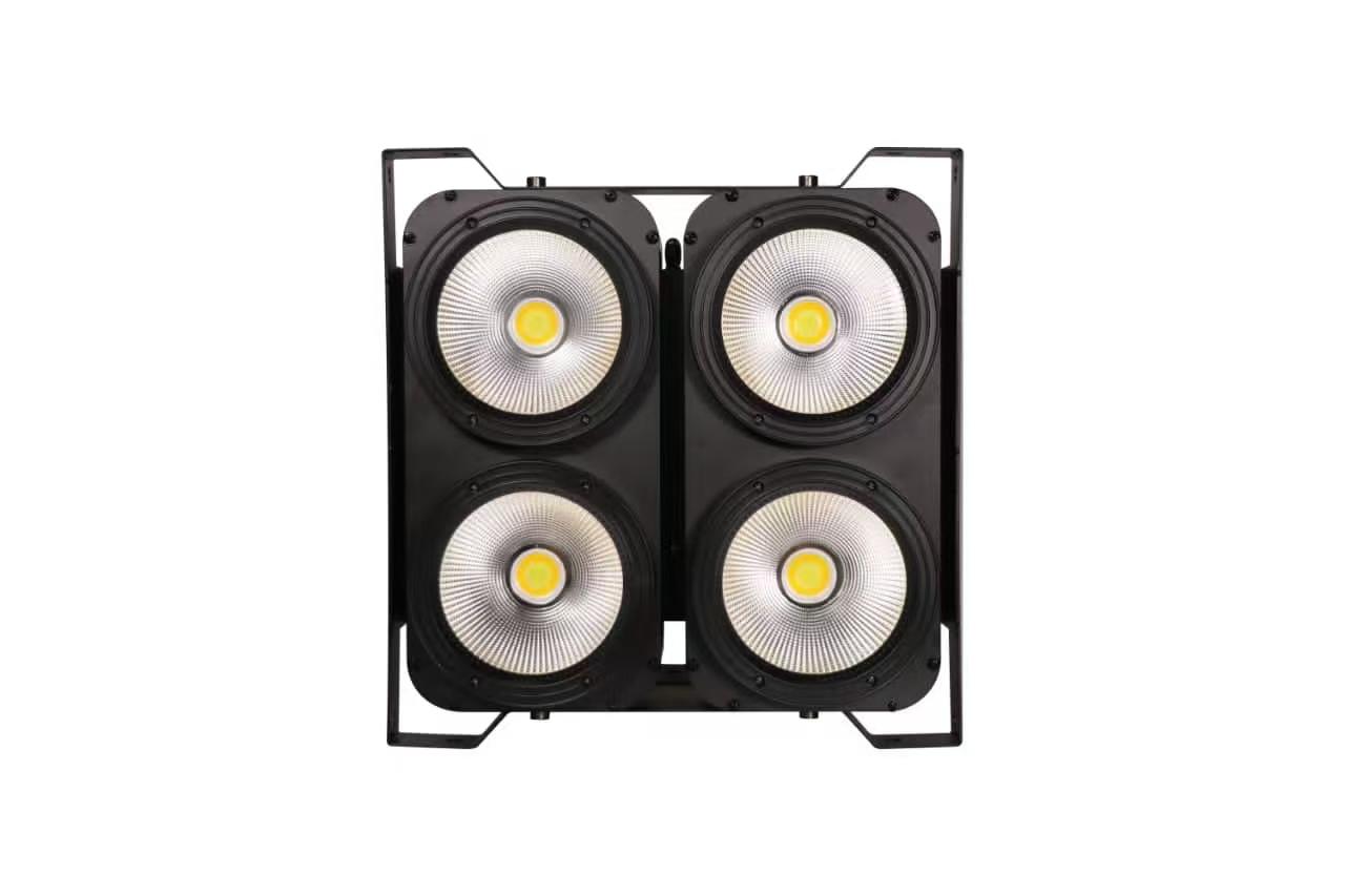 Four eyed audience light