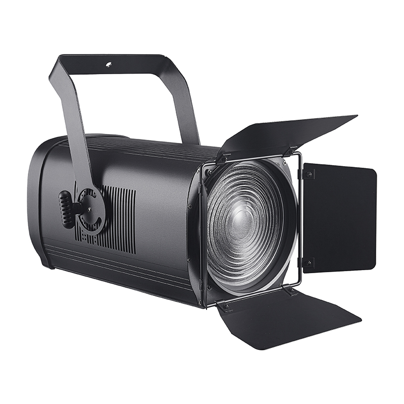 Electric focusable spotlight