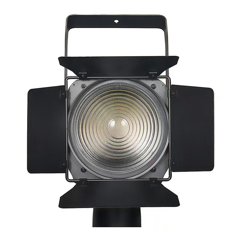 Electric focusable spotlight