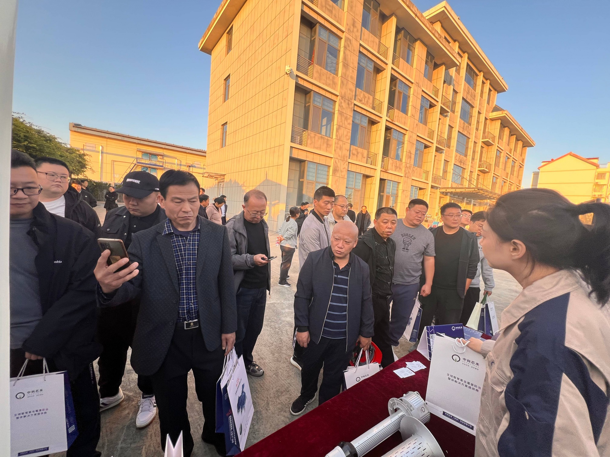 中科芯禾携手山东鲁粮集团 走进“红旗仓”“星级粮库”现场推进会