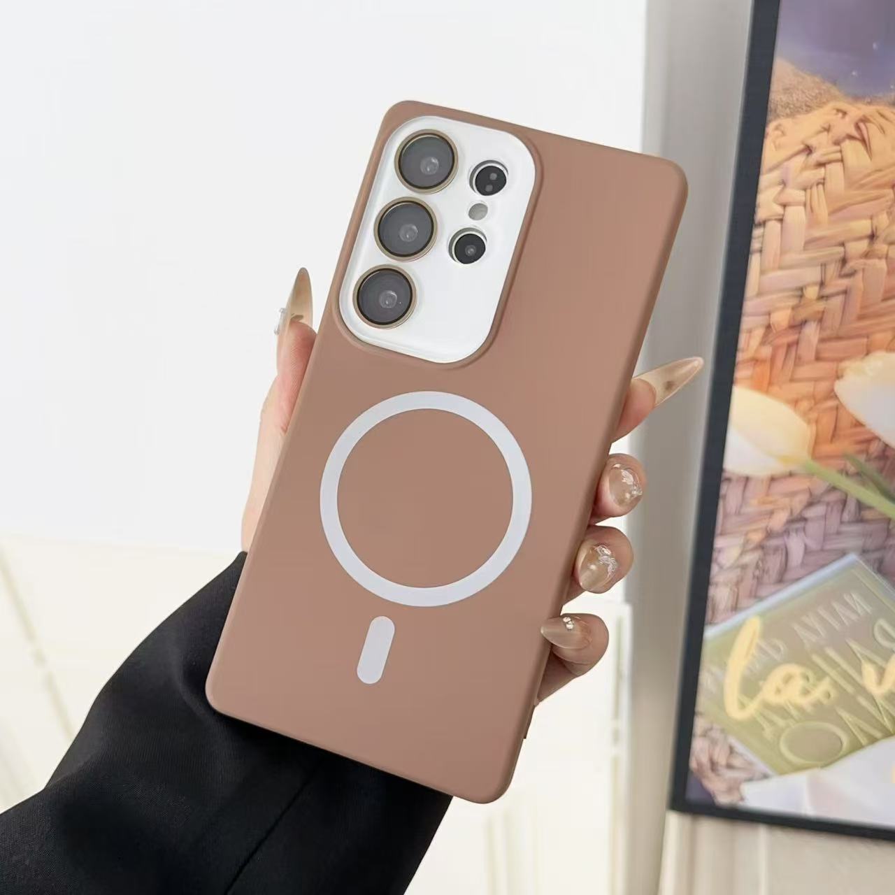 Stylish Lavender Protective Case for iPhone Pro Series with Magnetic Charging