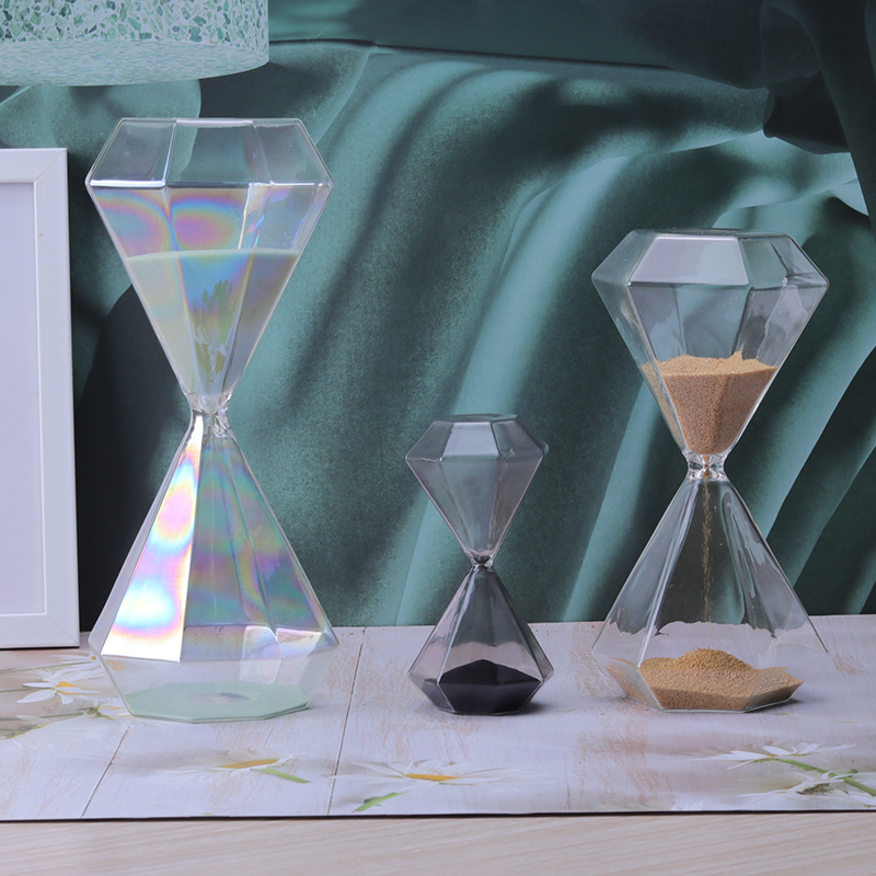 Diamond hourglass