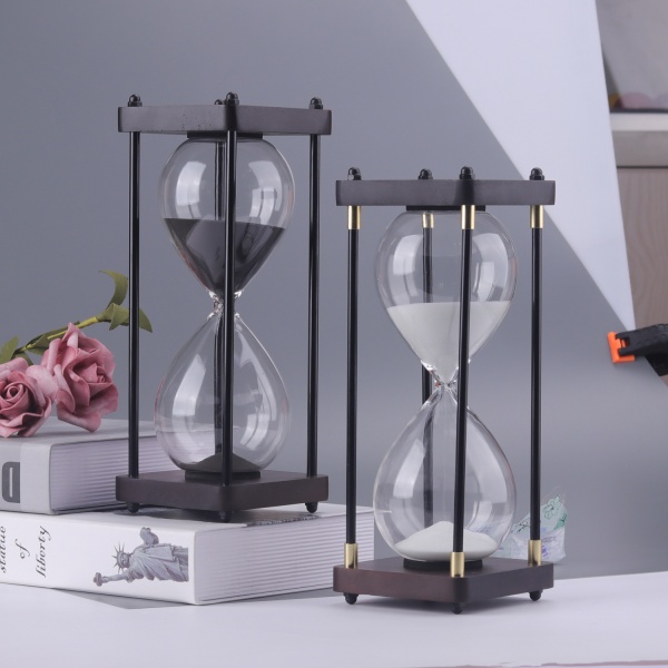 Giant sand timer gift
