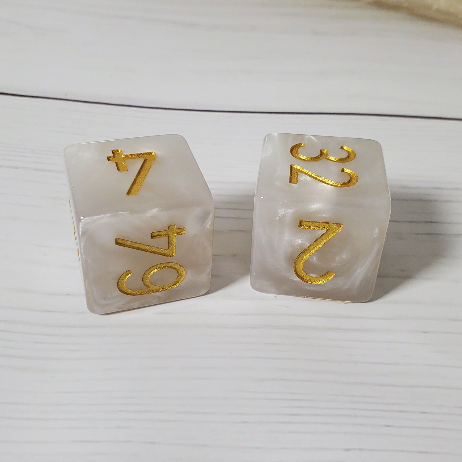 Backgammon doubling cubes 30mm square corner