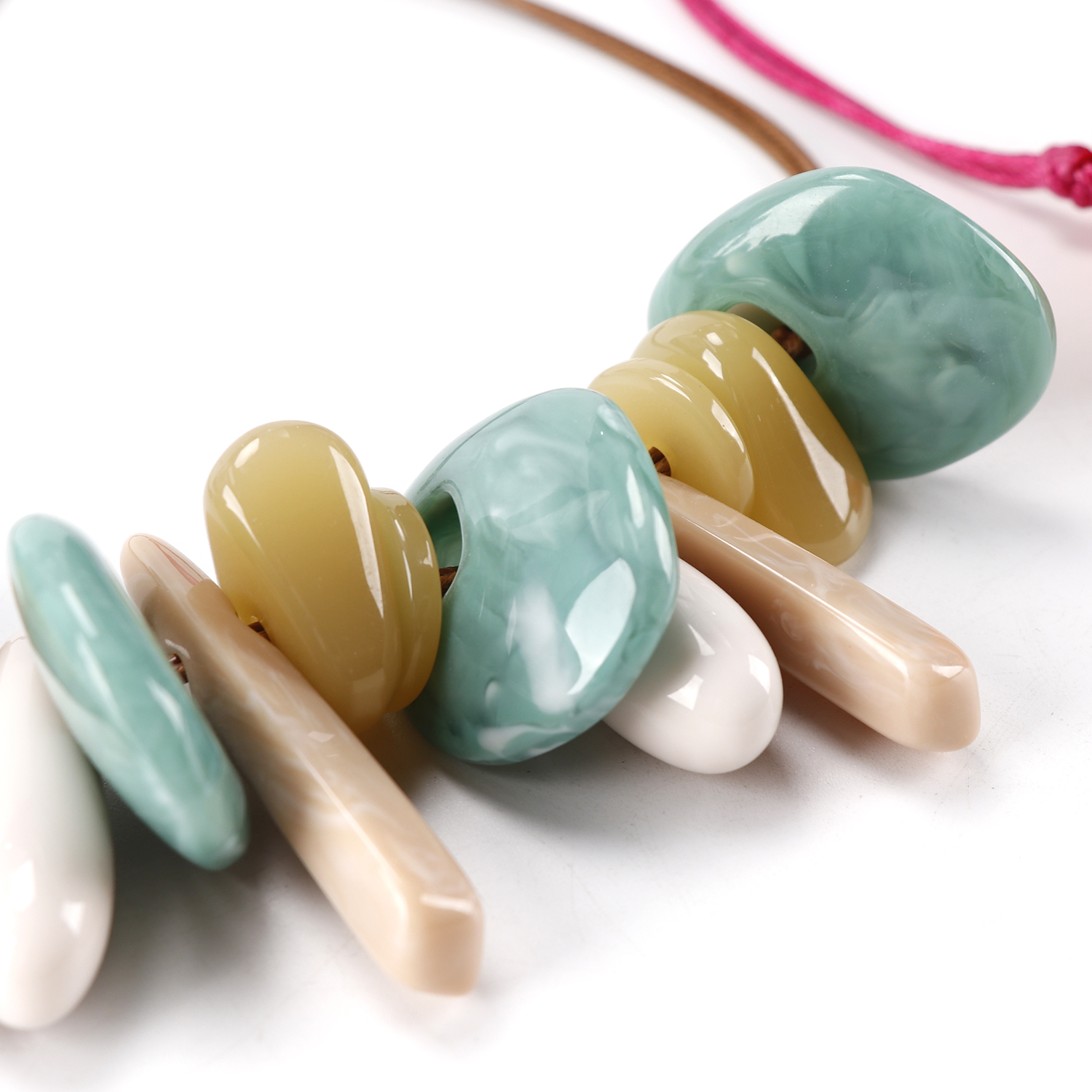 Resin colorful stones（Custom-made）