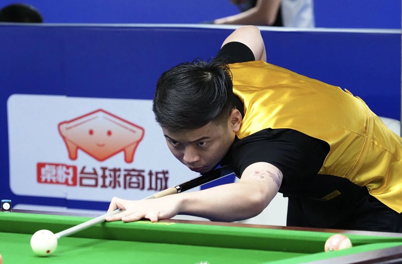 大师赛郑州站 赵岩昊上演大逆转 郑肖淮携4将率先晋级单败阶段