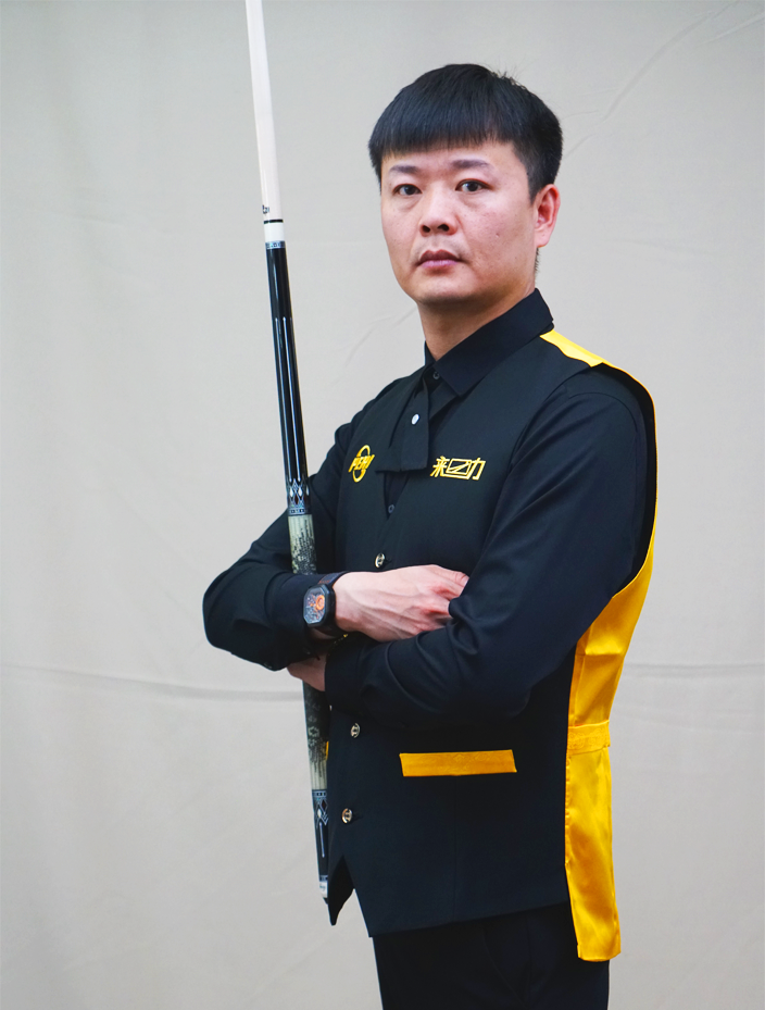 王斌