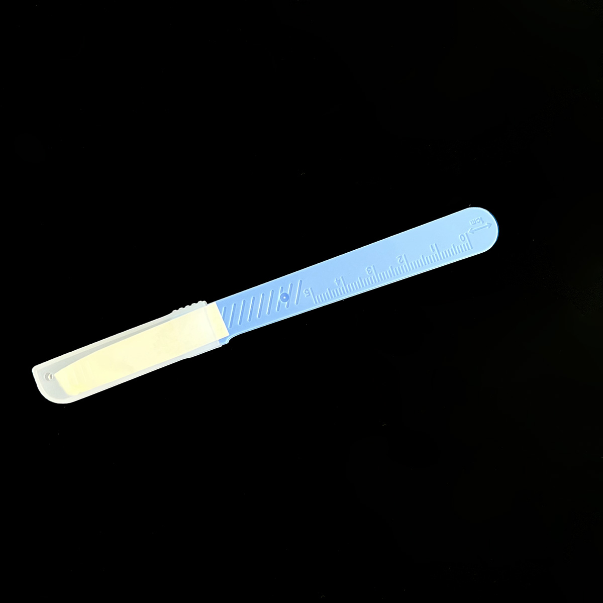 Sterile Carbon Steel Surgical Blade with Plastic Handle 