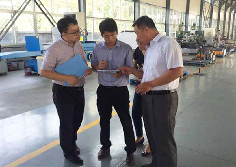 Leaders from jiaozhou city government come to visit and guide our company