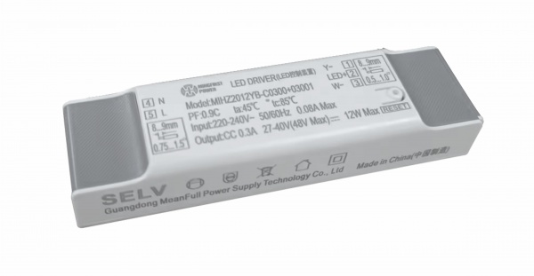 紧凑型隔离式智能深度 CCT 驱动器 0858