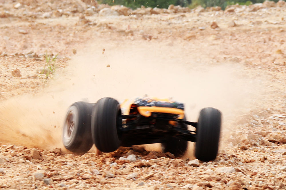 1:10 Scale 4WD Brushless Off -Road Truggy