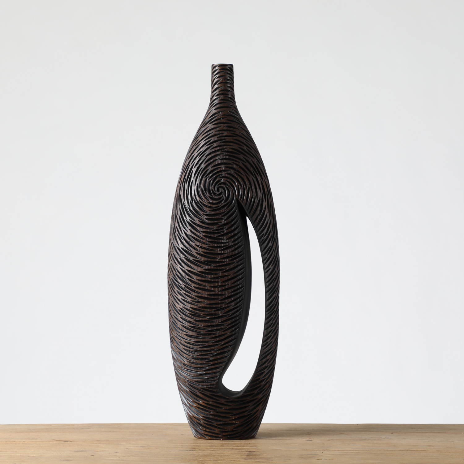 Wholesale Abstract Home Decor Black Resin Vase for Home Decoration