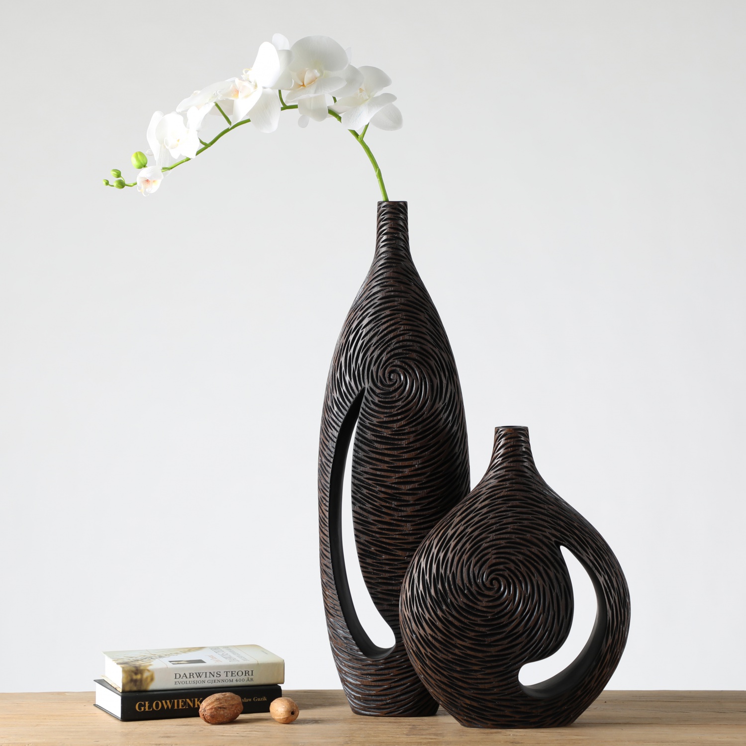 Wholesale Abstract Home Decor Black Resin Vase for Home Decoration