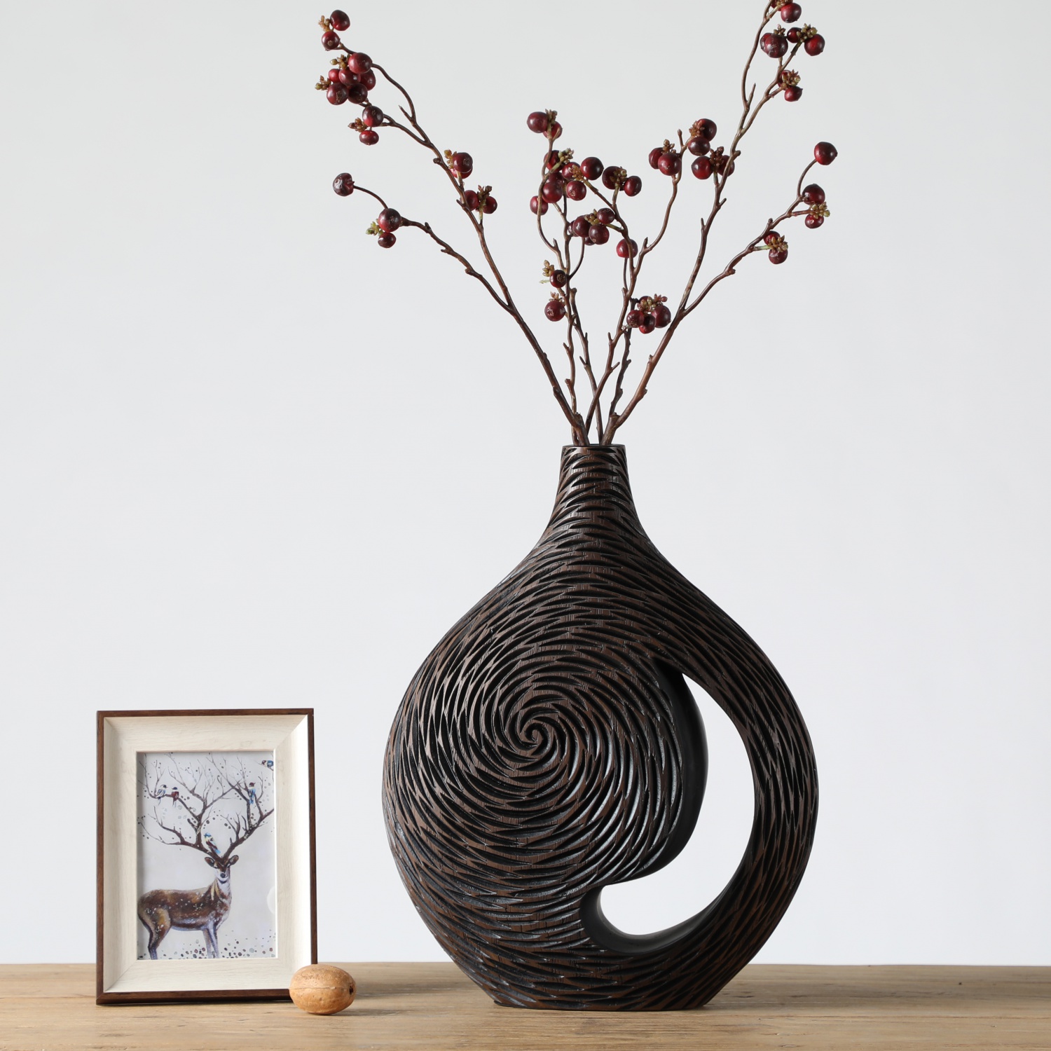 Wholesale Abstract Home Decor Black Resin Vase for Home Decoration