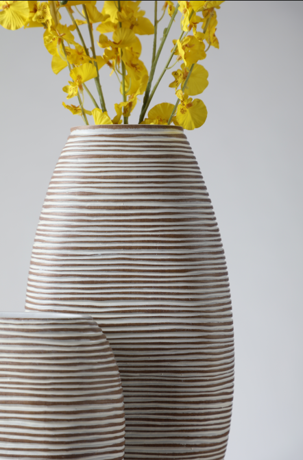 new arrival Ornament Rustic Resin decoration ribbed flower vase for home decor