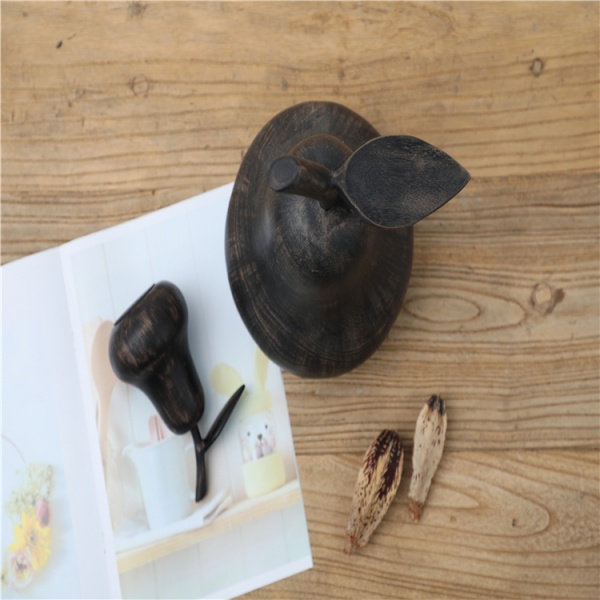 New Arrival Unique Souvenirs Modern Polyresin Art House Lovely Craft Gift