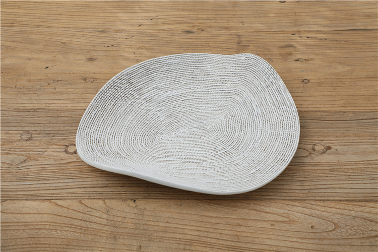 Hot dselling european style home decoration fruit shape resin craft with tray