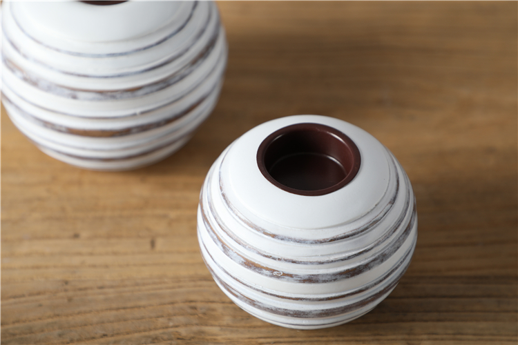Graceful Striped Plain Church Ornament Resin Votive Candle Holders Set