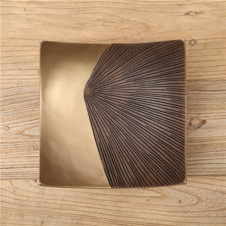 Hot Selling Creative Handmade Plate Polyresin Craft Nordic Home Decor