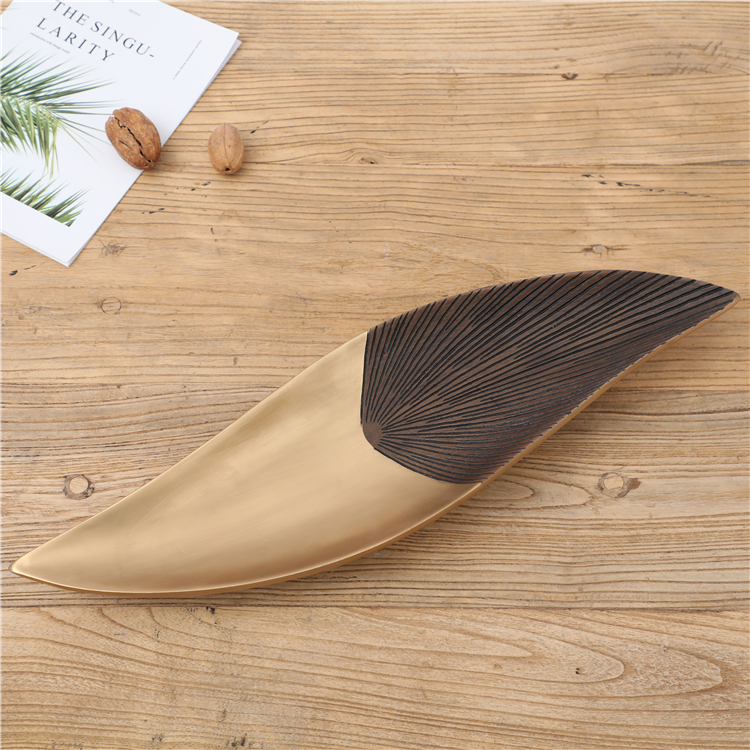 New Fancy Hotel Nordic Style Polyresin Creative Shade Antique Table Lamp