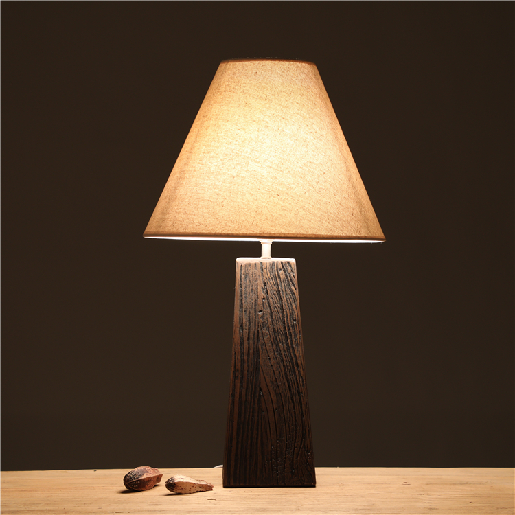 Pretty Morden Indoor Bedroom Energy Saving Polyresin Table Lamp Shade