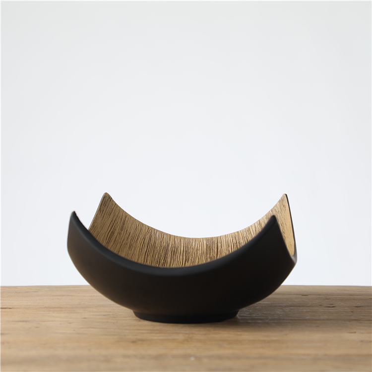 Entryway Decoration Craft Resin sculpture Tray With Ball For Gift